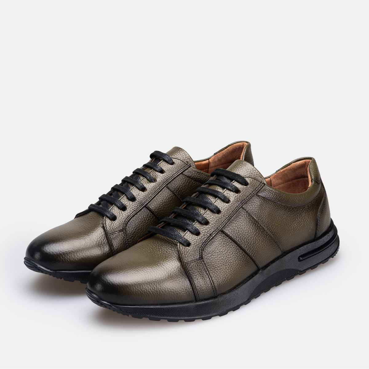 Volzak 5525 basket en cuir Vert Grainé