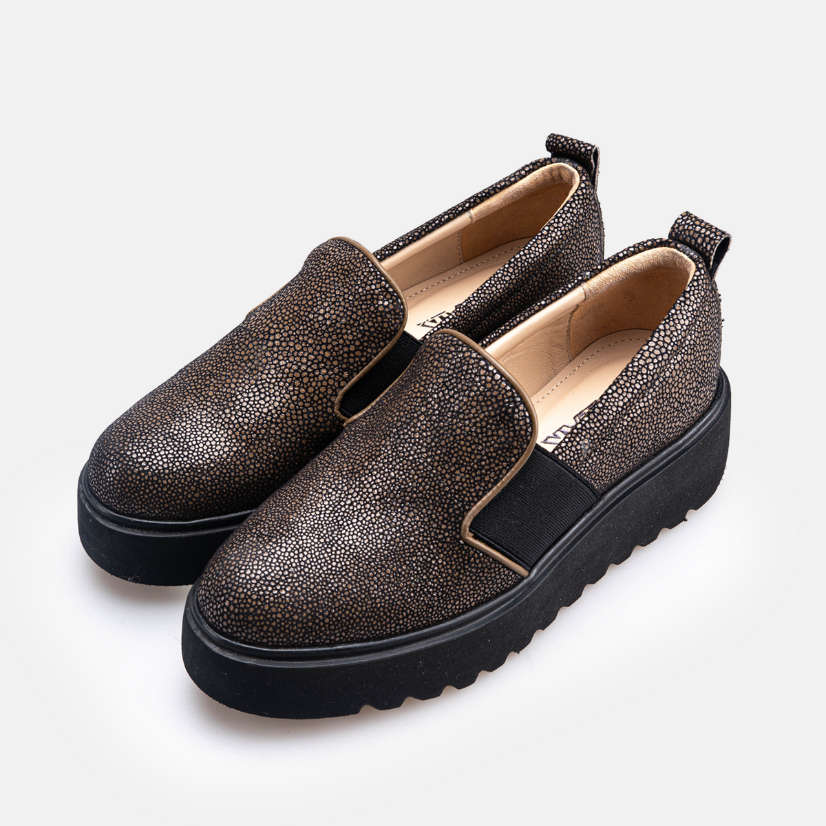 Volzak 618 Chaussure en nubuck Bronze