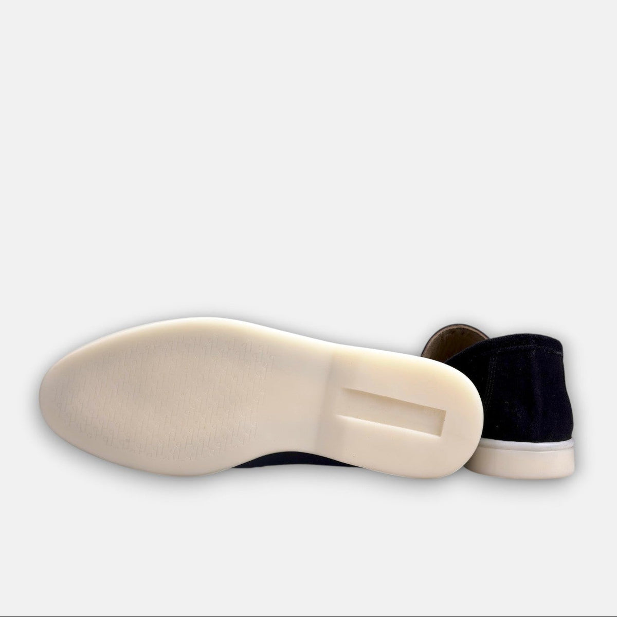 Volzak 676 Mocassin en daim Noir