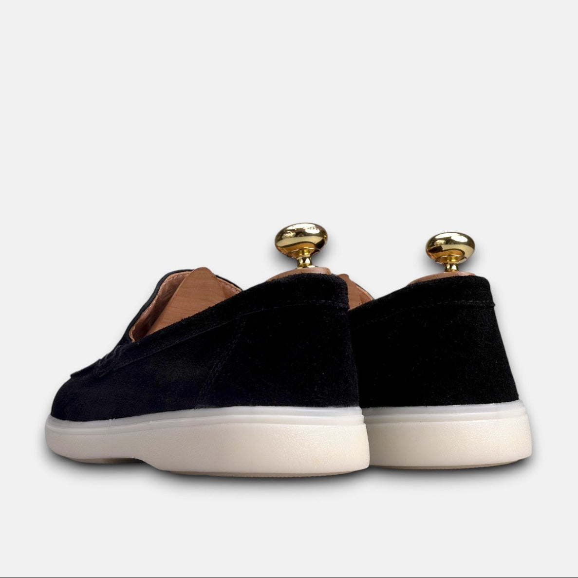 Volzak 713 Mocassin en daim Noir