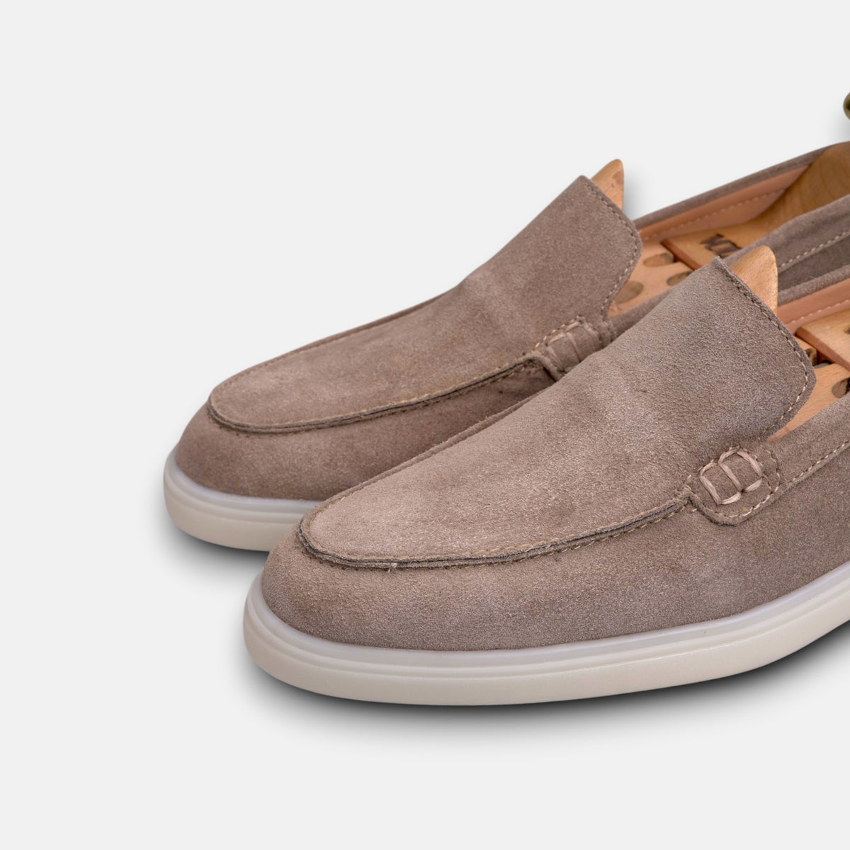 Volzak 713 Mocassin en daim Beige