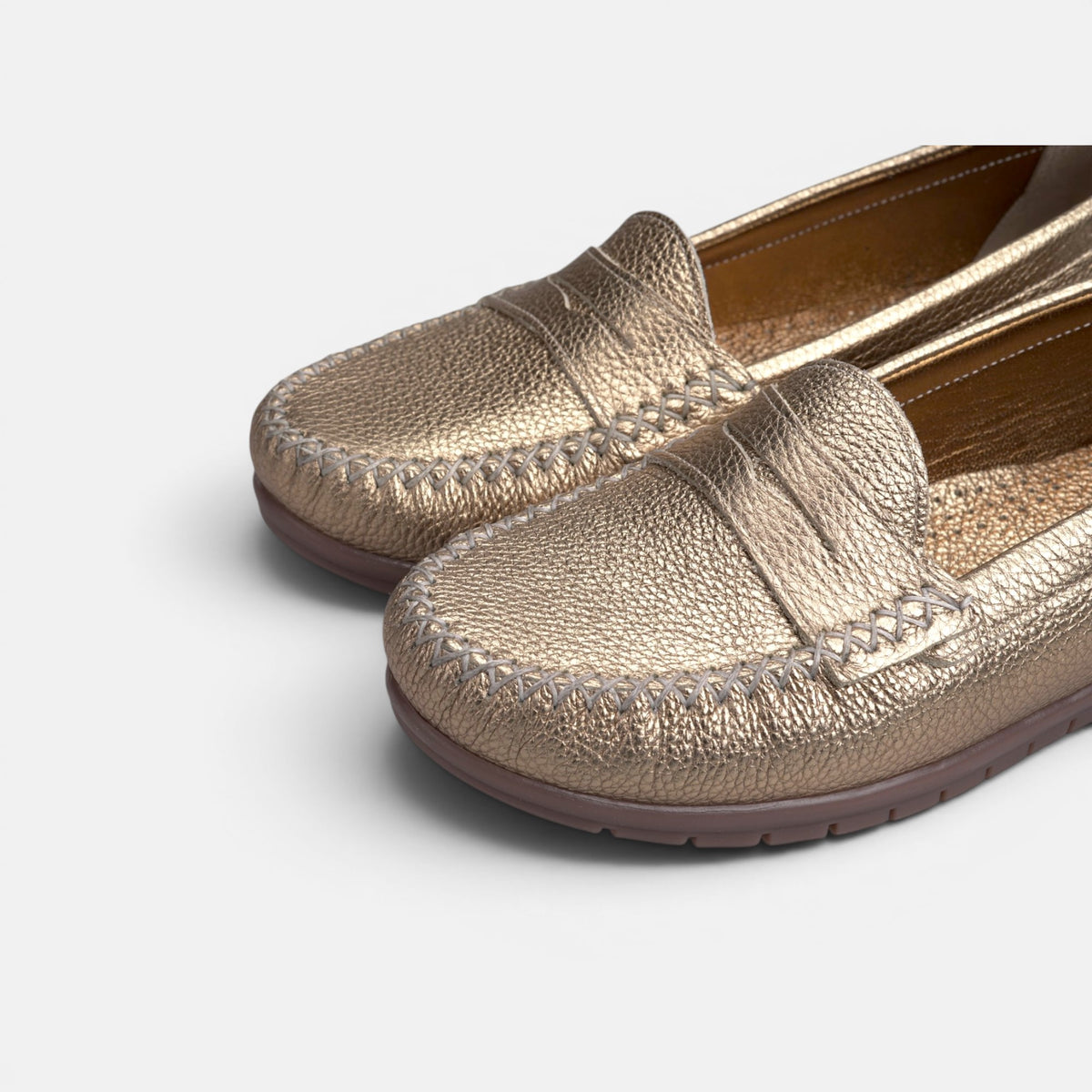 Volzak 897 Mocassin en cuir Doré