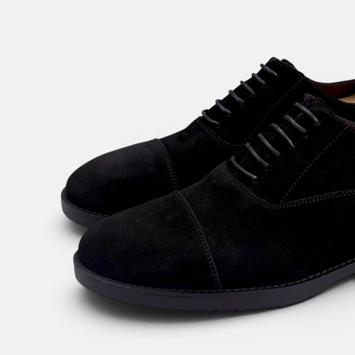 Volzak 5611 Chaussure en daim Noir