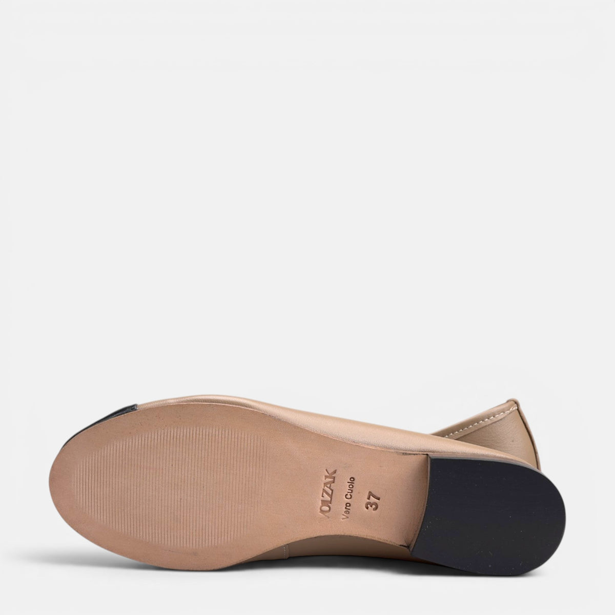 Volzak 078 Ballerine en cuir Beige