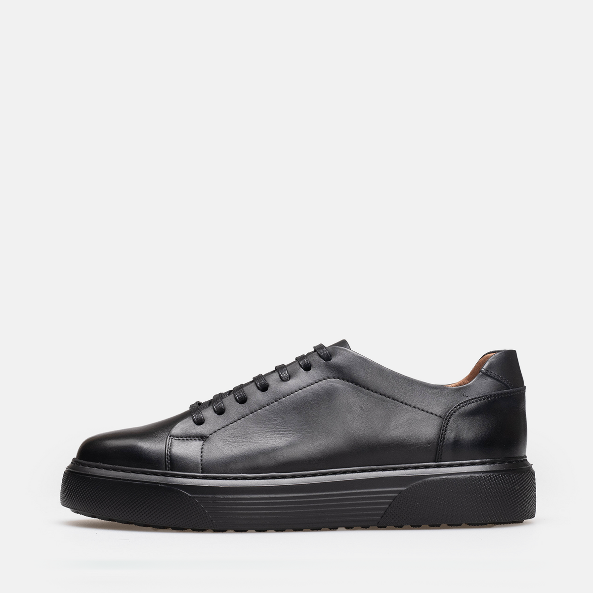 Volzak 5347 basket en cuir Noir
