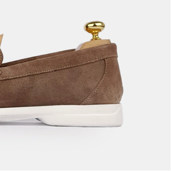 Volzak 011 Taupe suede moccasin