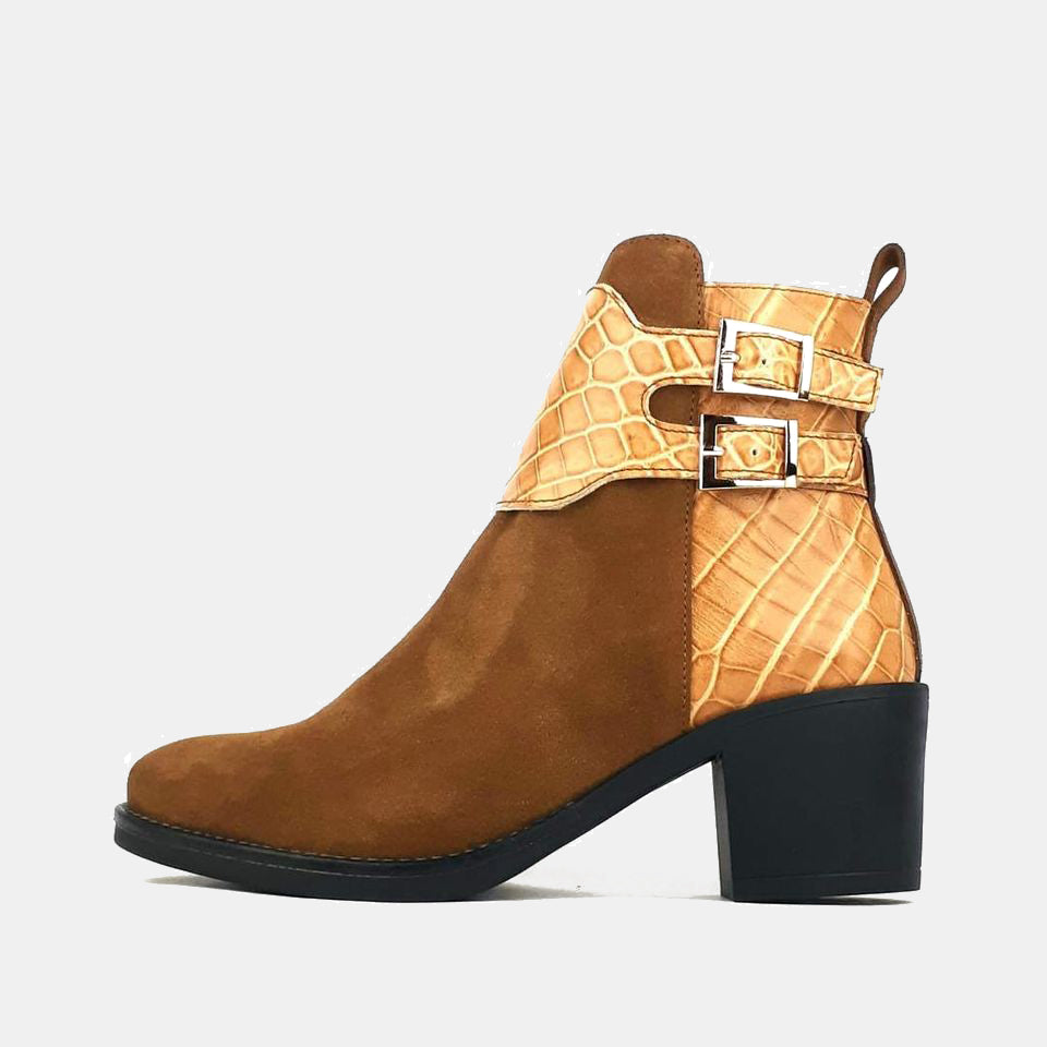 Volzak 1106 Cashew Suede Ankle Boot