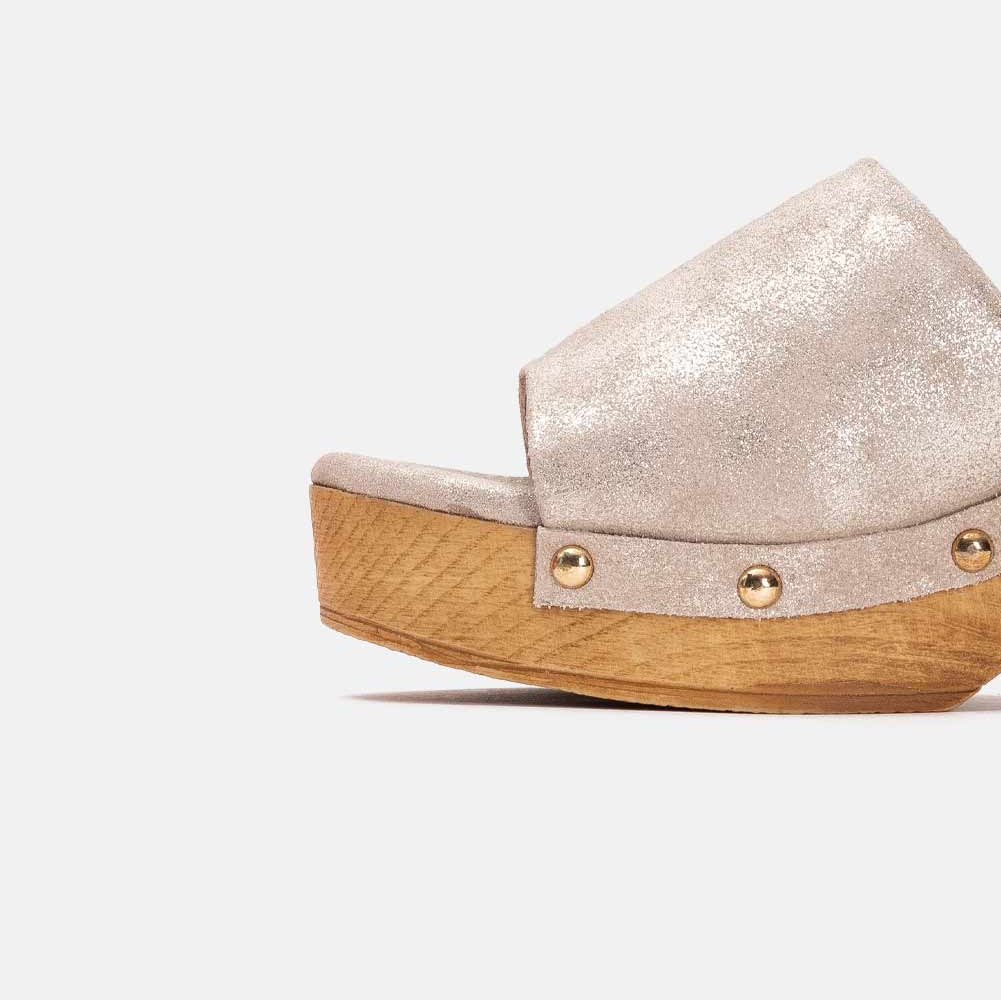 ''50 Gold Suede Sandal