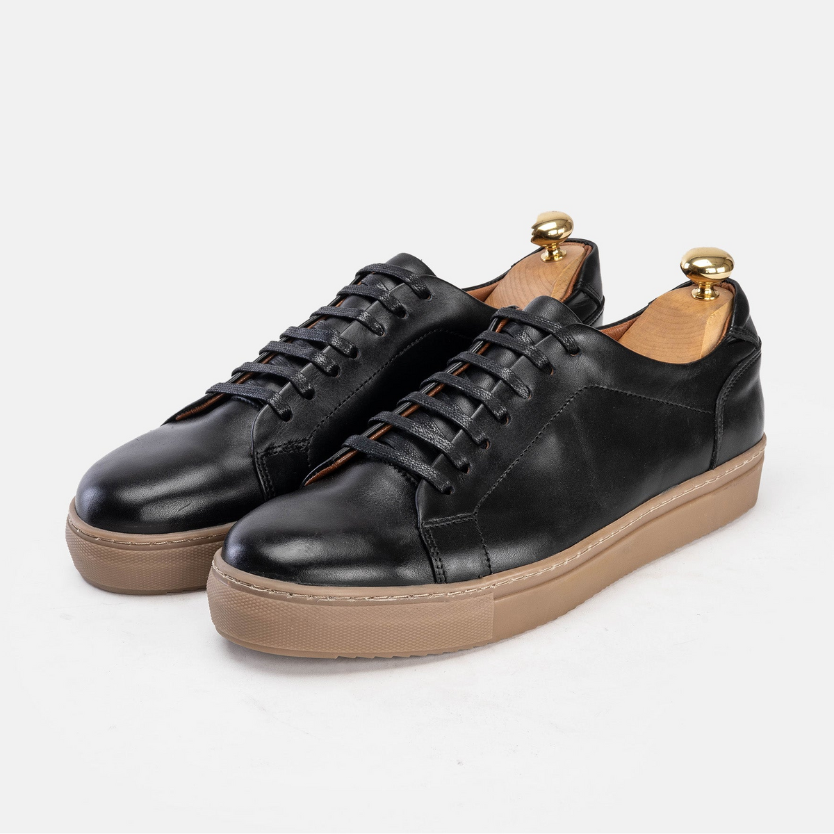Volzak 5150 Black Leather Sneakers