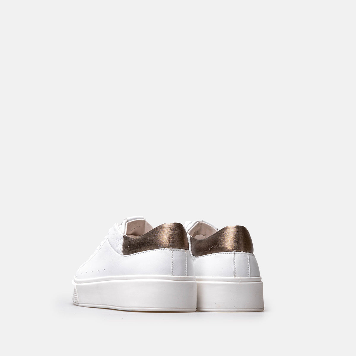 Volzak 2525 White Leather Sneakers