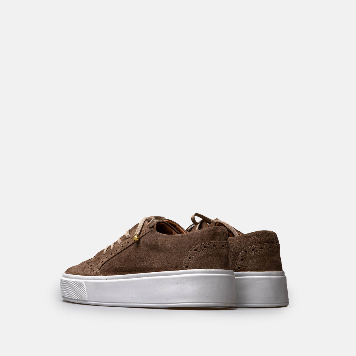 Volzak 777 Taupe suede sneaker
