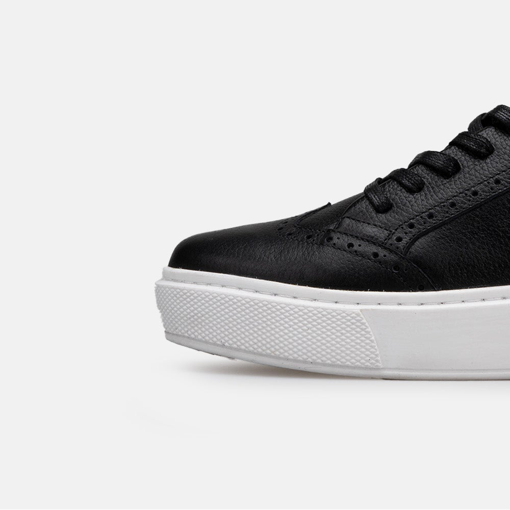 Volzak 777 Black Leather Sneakers