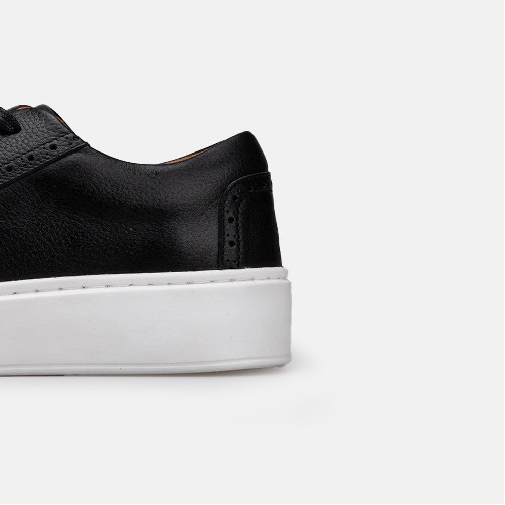 Volzak 777 Black Leather Sneakers