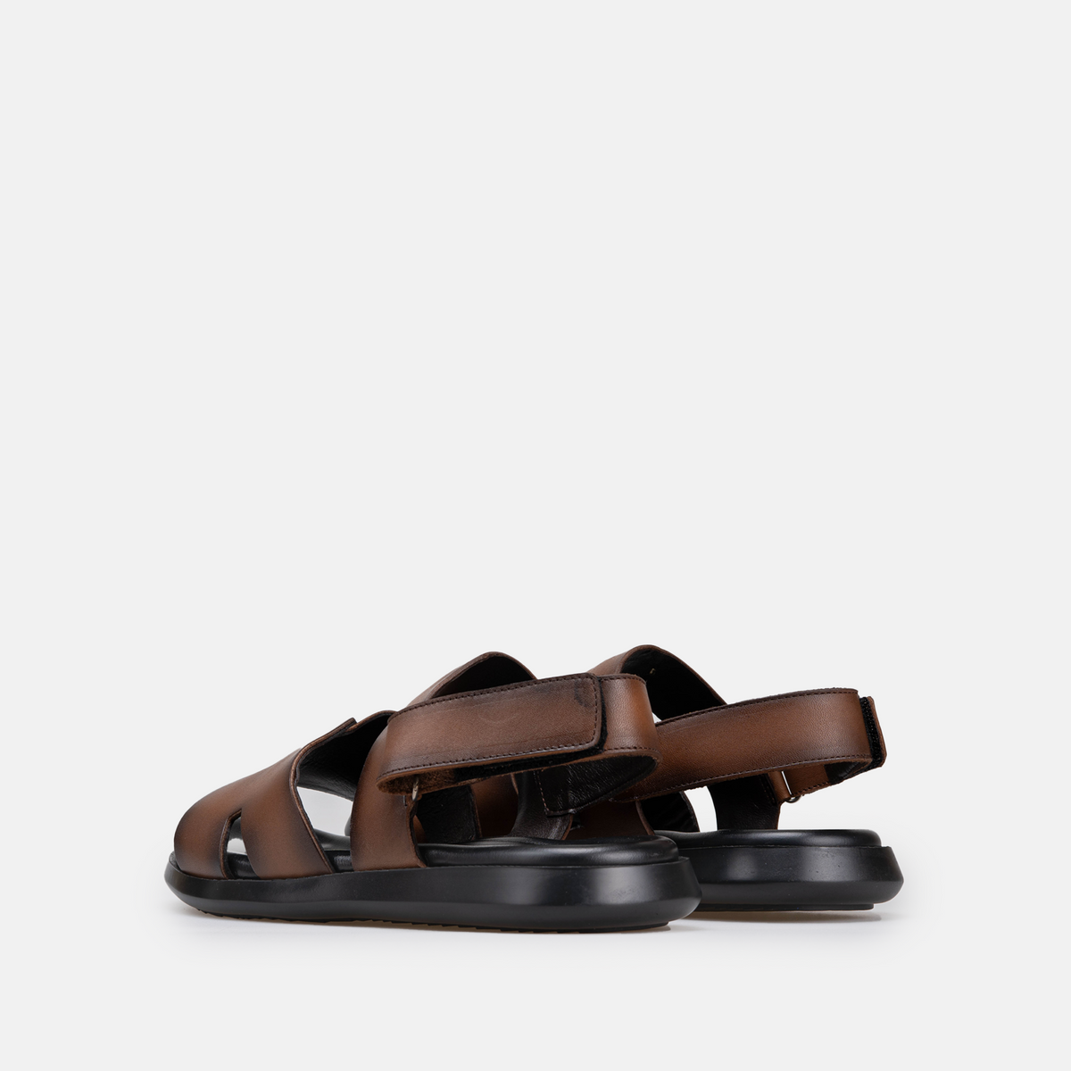 Volzak 5428 Sandale en cuir Marron Vintage