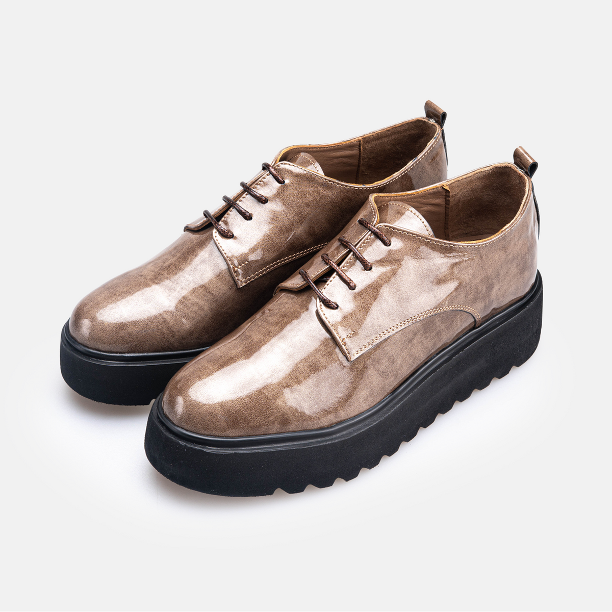 Volzak 4029 Chaussure en cuir Taupe Vernis