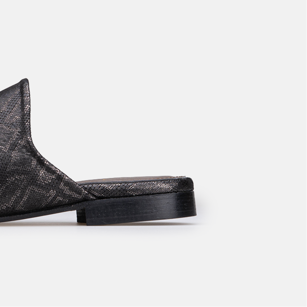 Volzak 3111 Mule en cuir noir serpent Édition limitée