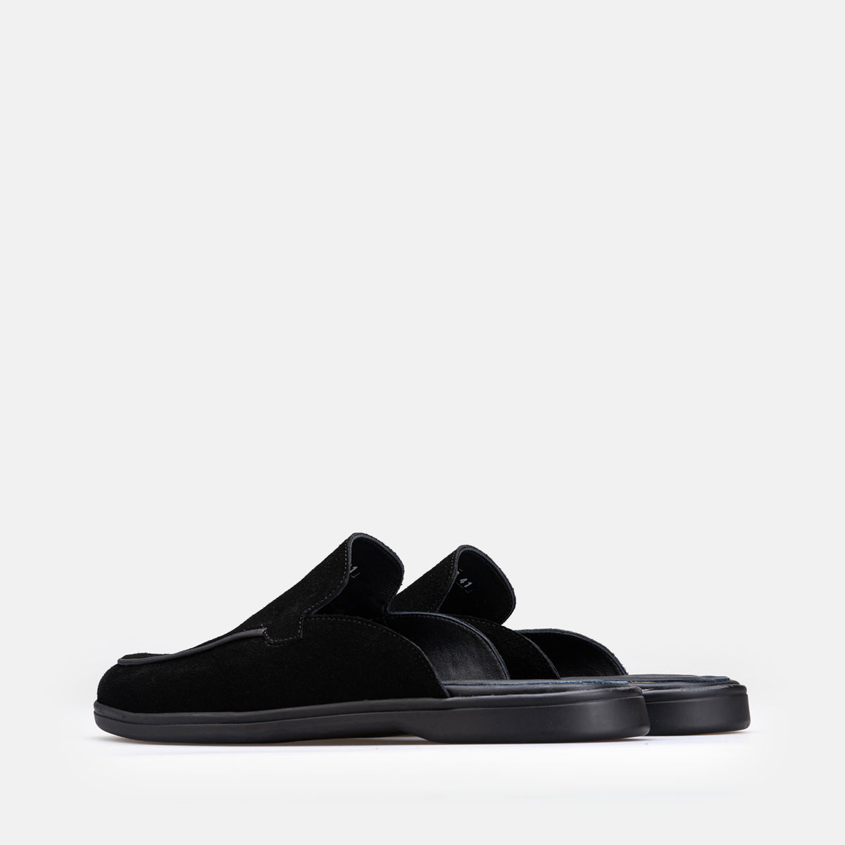 Volzak 5606 Mule en daim Noir