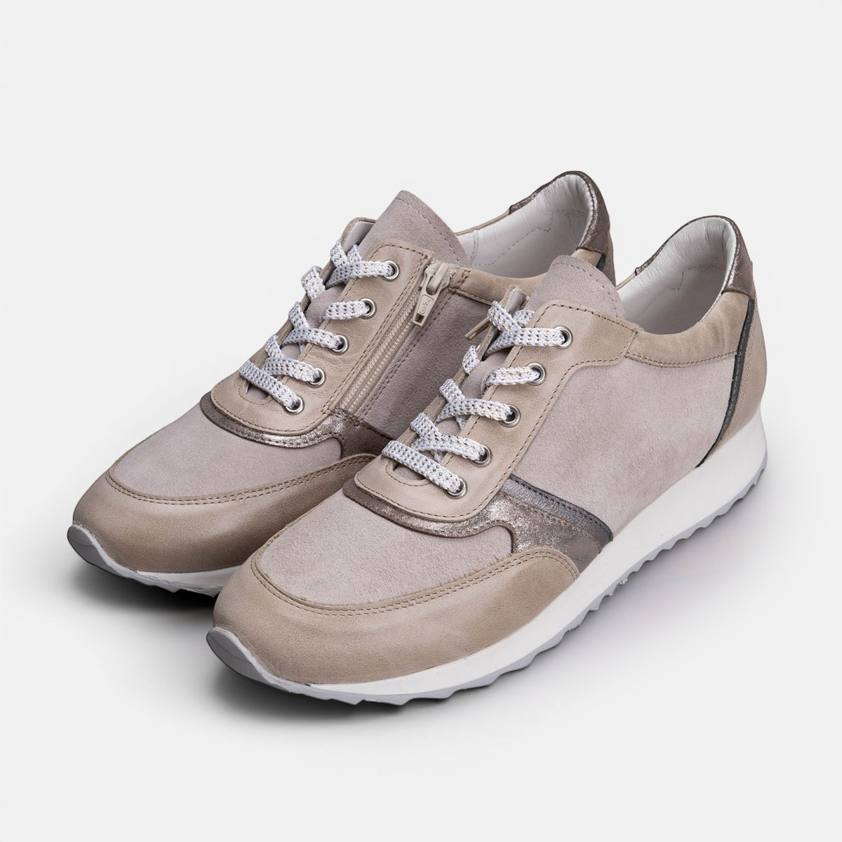 Volzak 700 Basket en daim Gris Beige