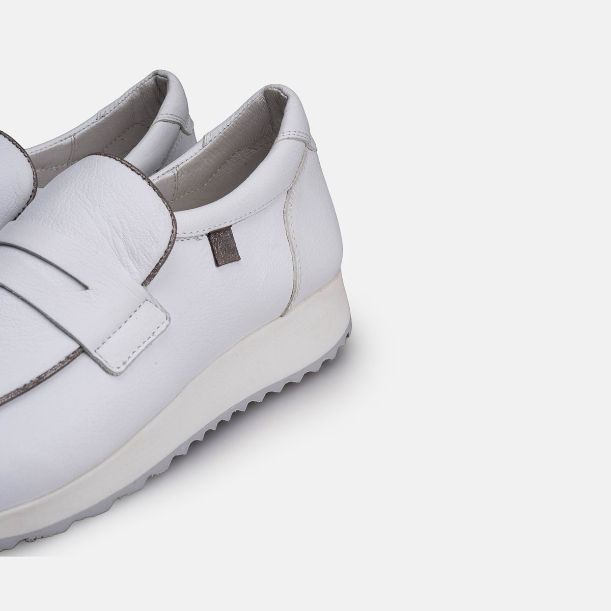 Volzak 702 Basket en cuir Blanc