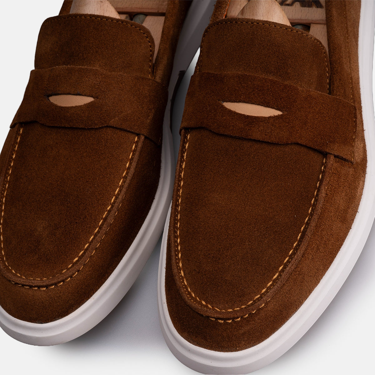 Volzak 711 Mocassin en daim Camel