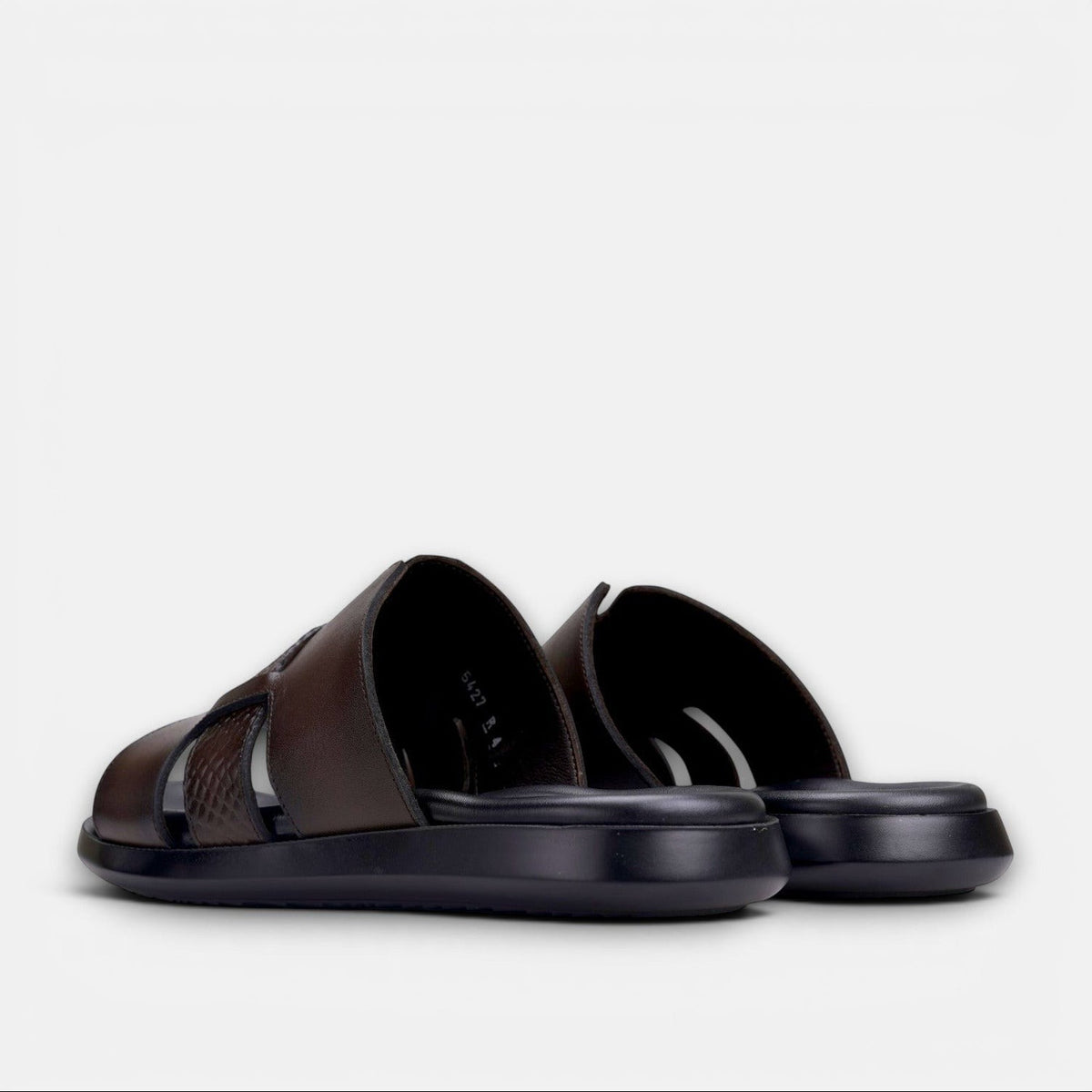 Volzak 5427 Sandale en cuir Marron