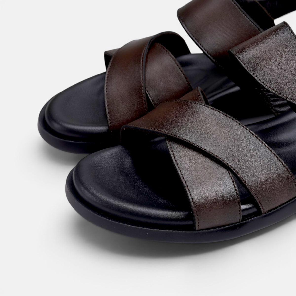 Volzak 5415 Sandale en cuir Marron