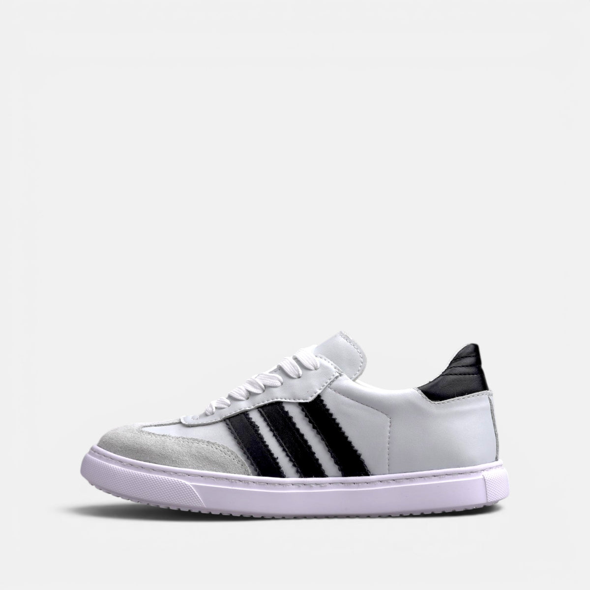 Volzak 714 Basket en cuir Blanc Noir
