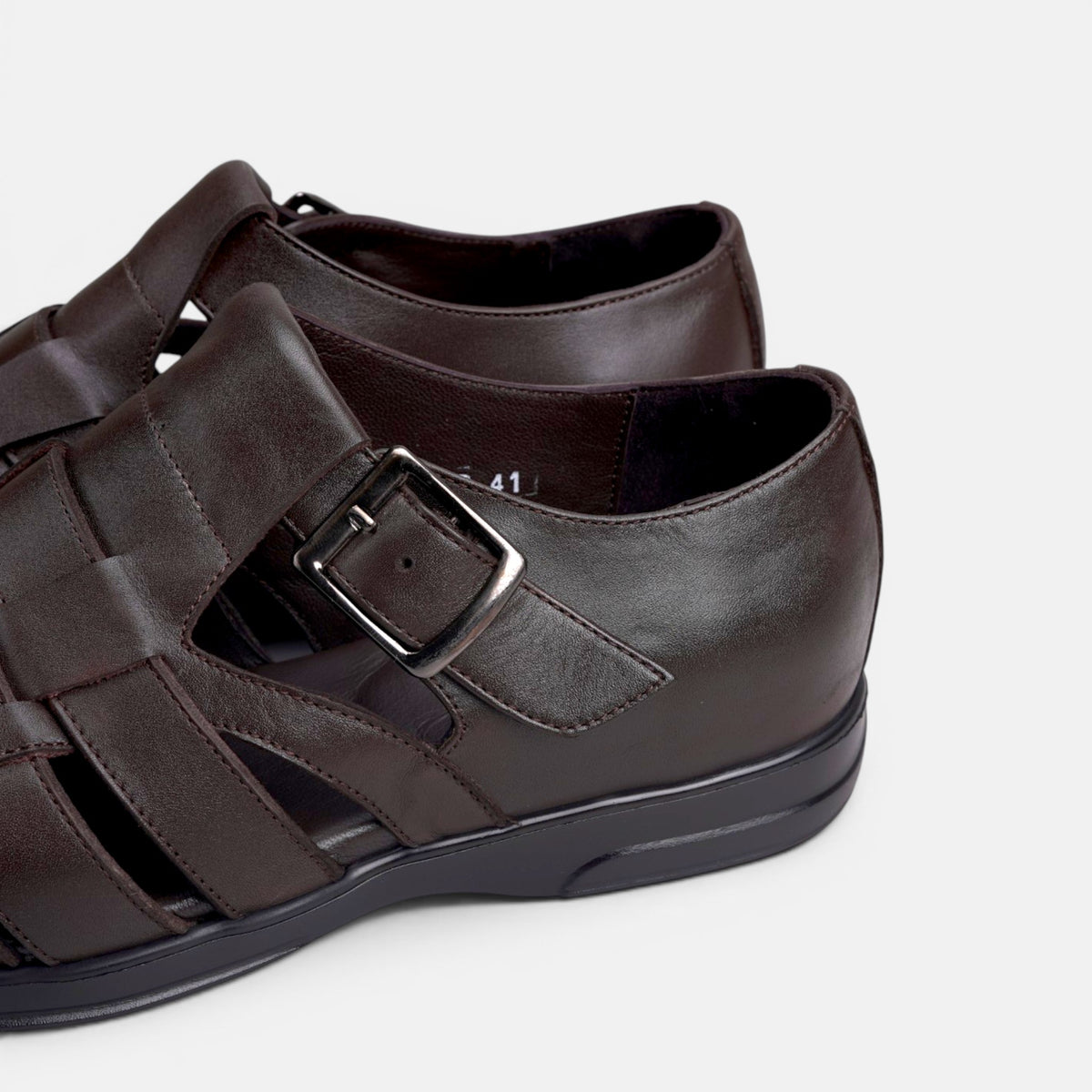 Volzak 5210 S Sandale en cuir Marron