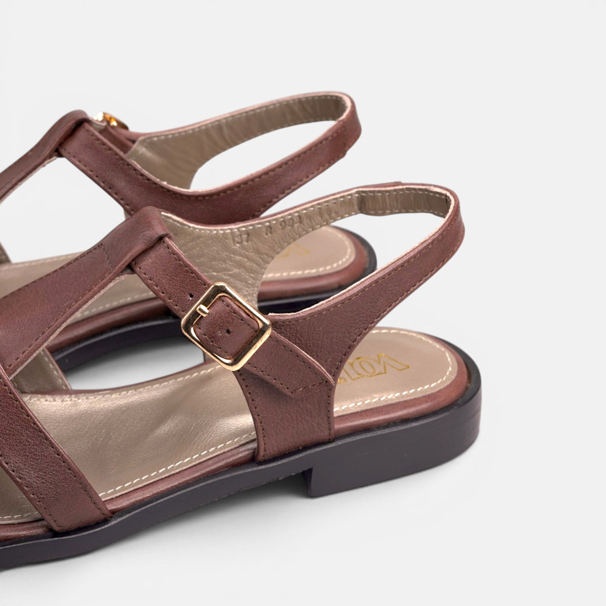 Volzak 982 Sandale en cuir Marron
