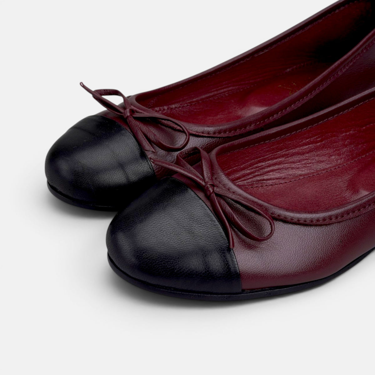 Volzak 078 Ballerine en cuir Burgundy