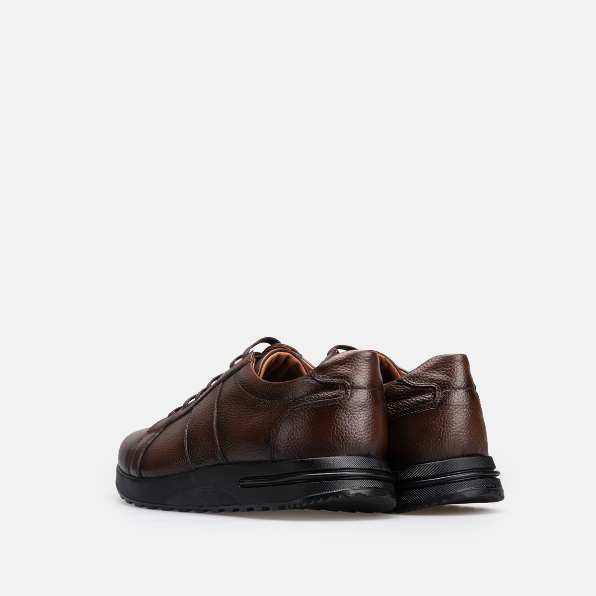Volzak 5525 basket en cuir Marron Grainé