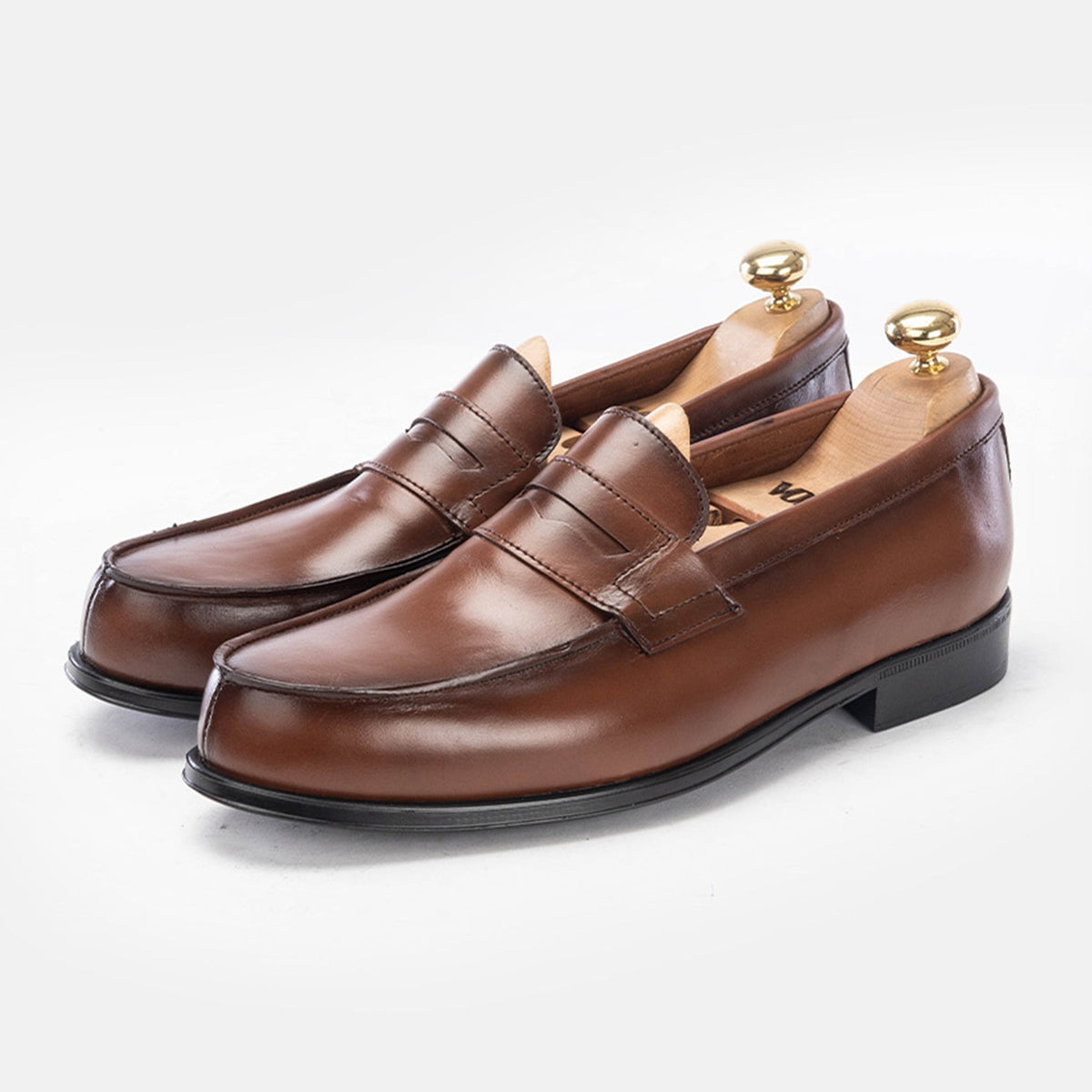 Volzak 5157 Camel Leather Penny Loafer