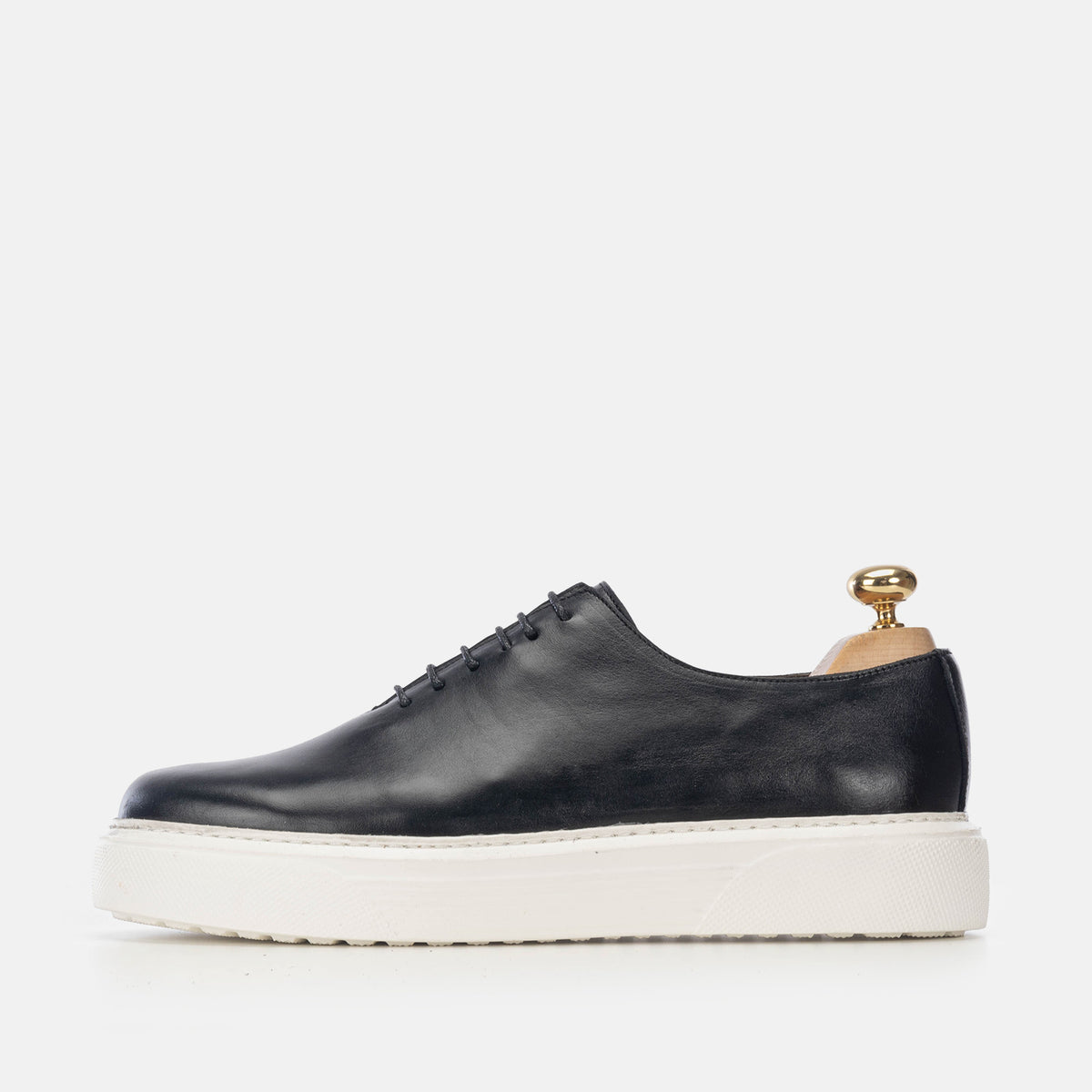 Volzak 5233 Black Leather Sneakers