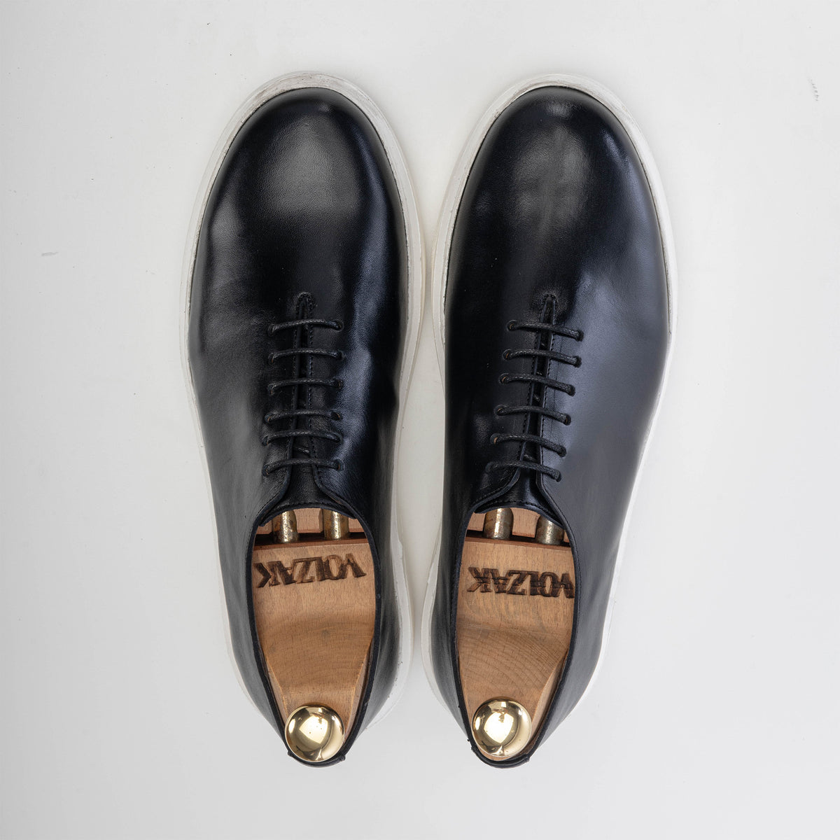 Volzak 5233 Black Leather Sneakers