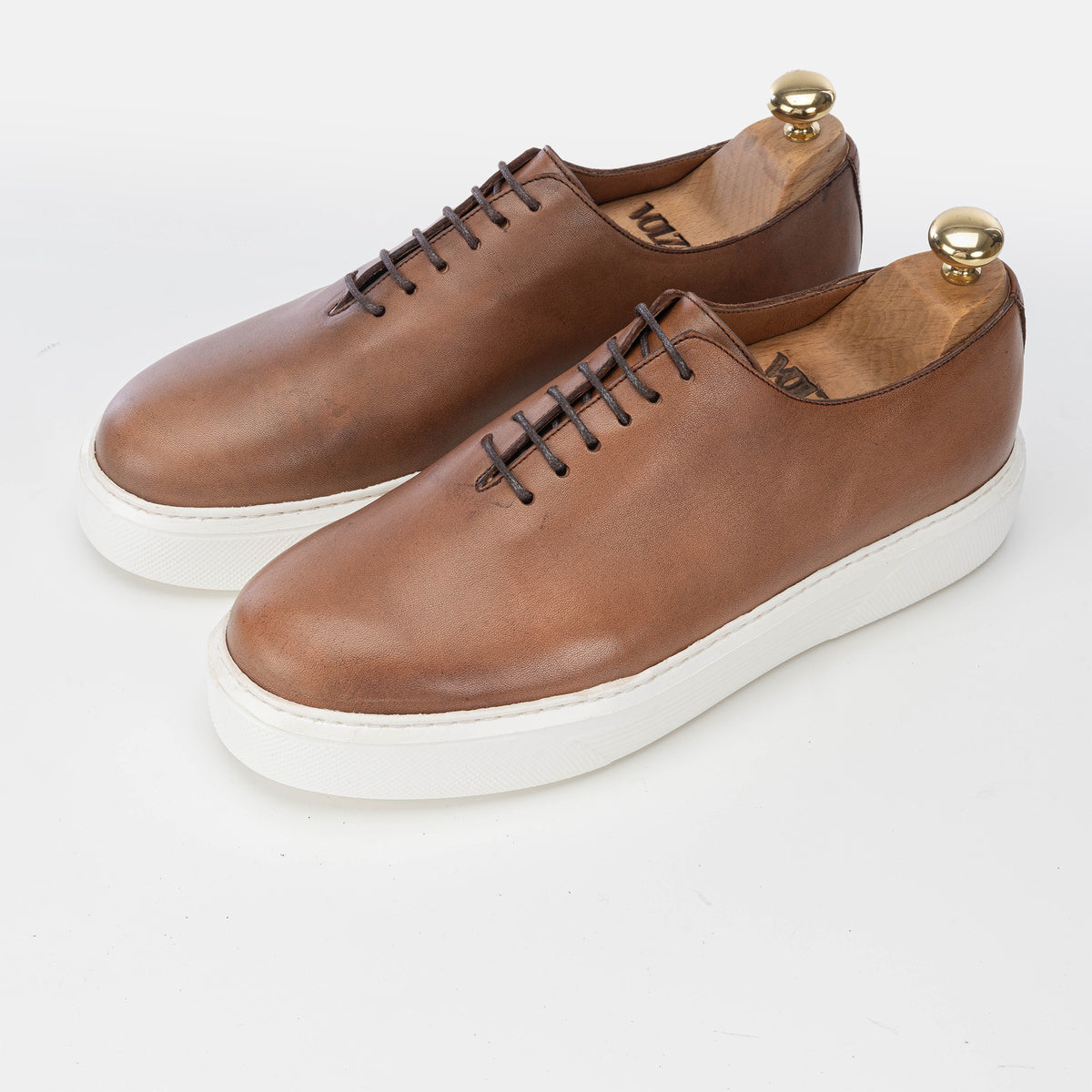 Volzak 5233 Vintage Brown Leather Sneakers