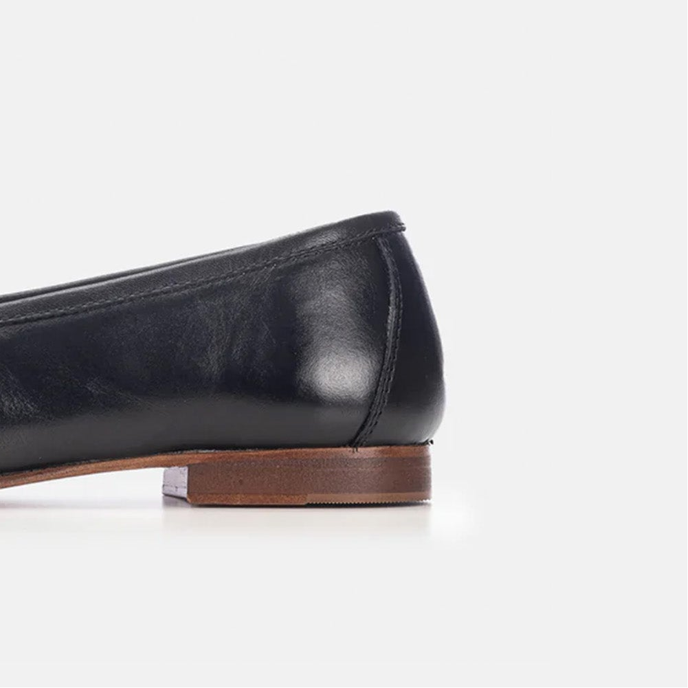 Volzak 100 Black Leather Shoe