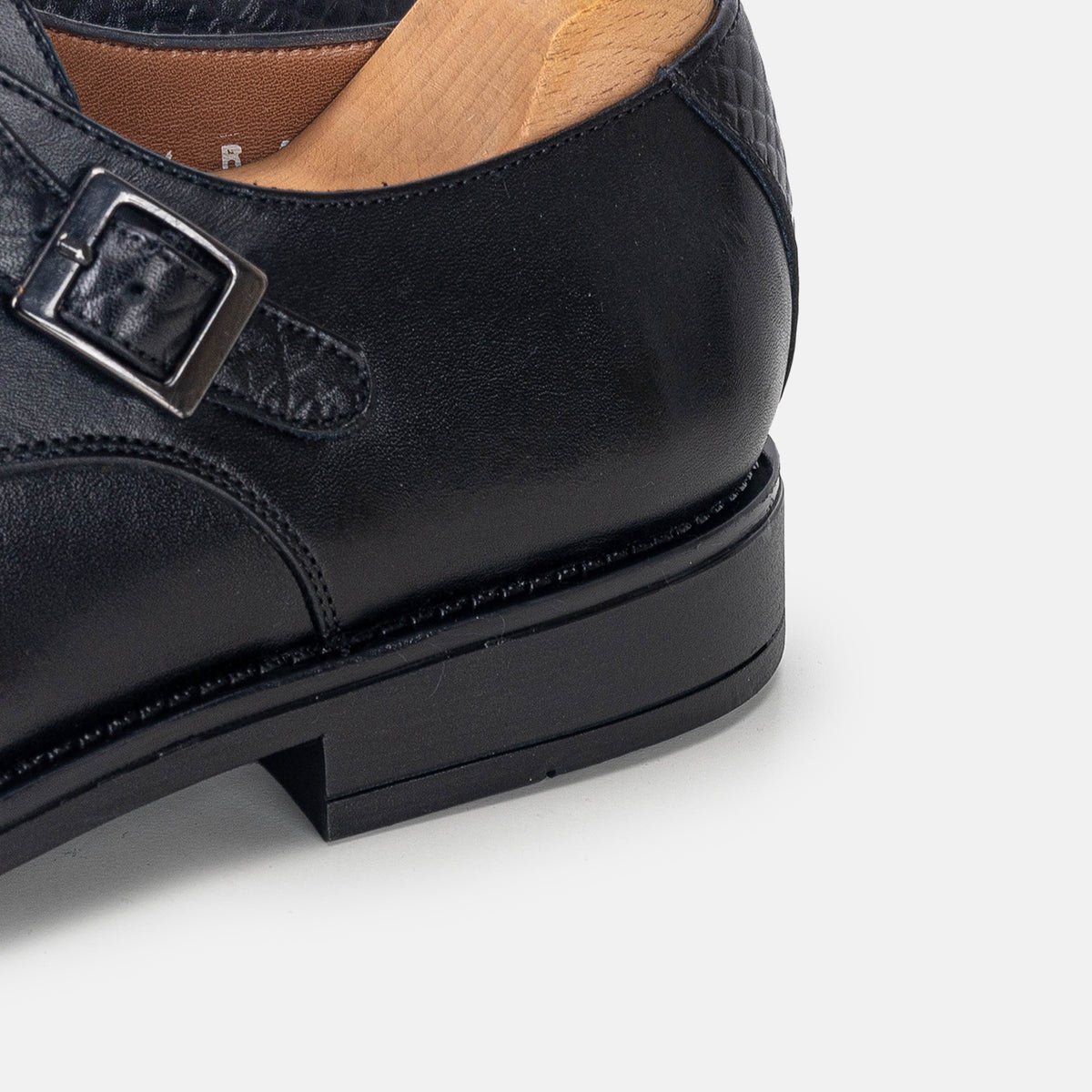 Volzak 5314 leather shoe Black