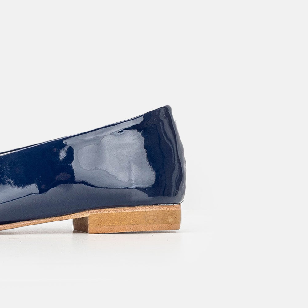 Volzak 077 Ballerine en cuir Bleu Vernis