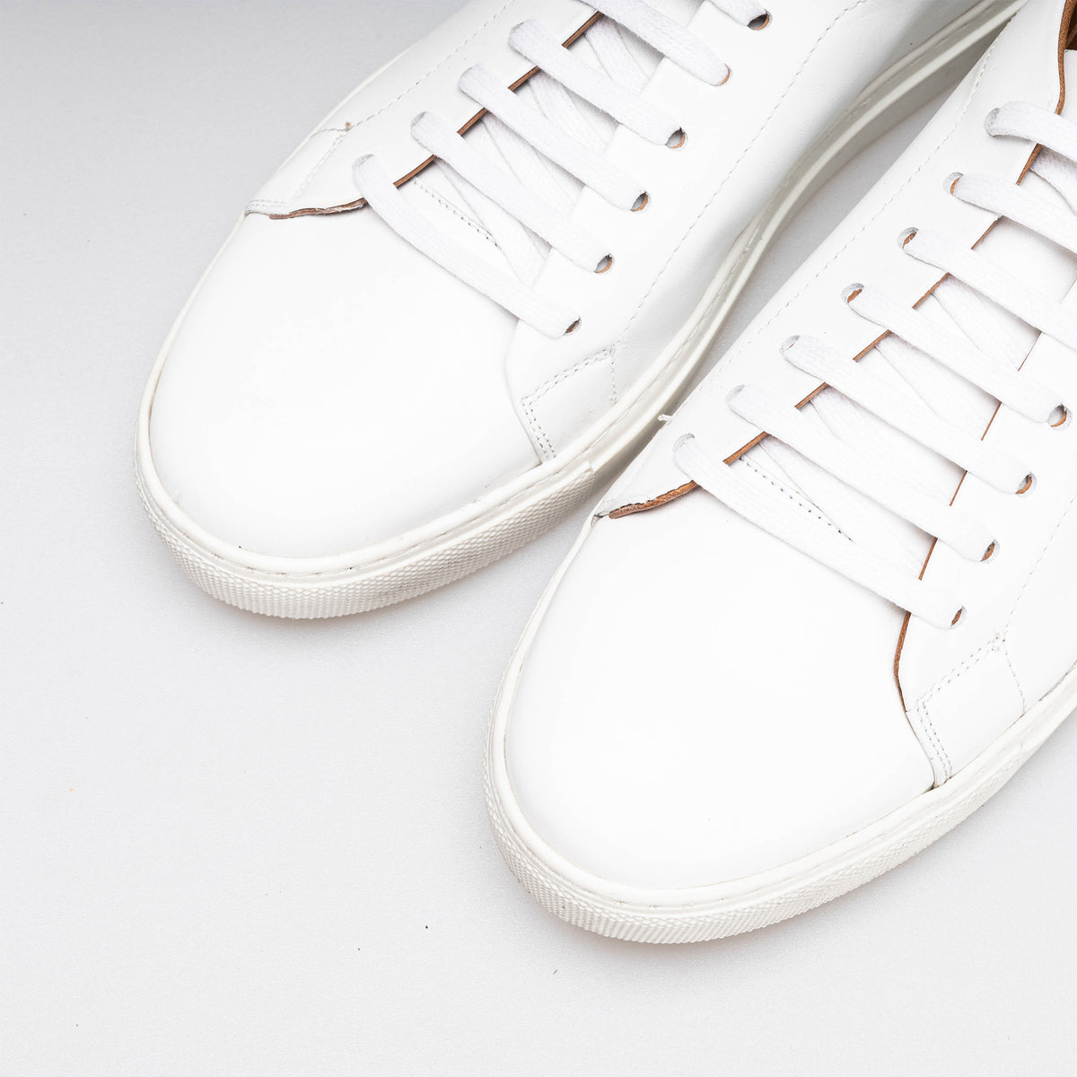 Volzak 5334 leather sneaker White