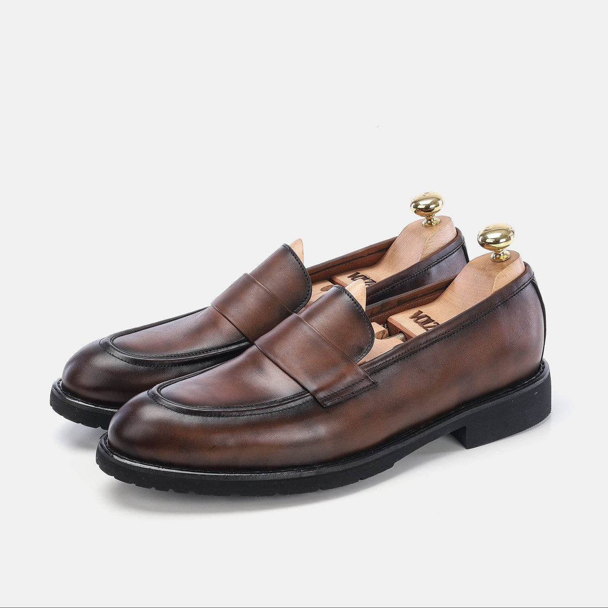 Volzak 5162 vintage brown leather shoe
