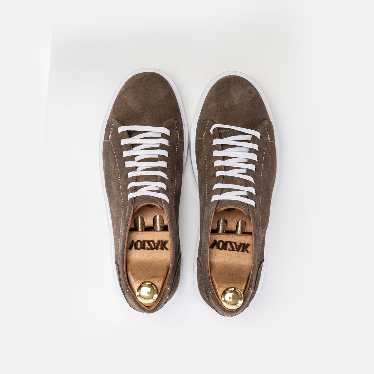 Volzak 5177 gray suede sneaker