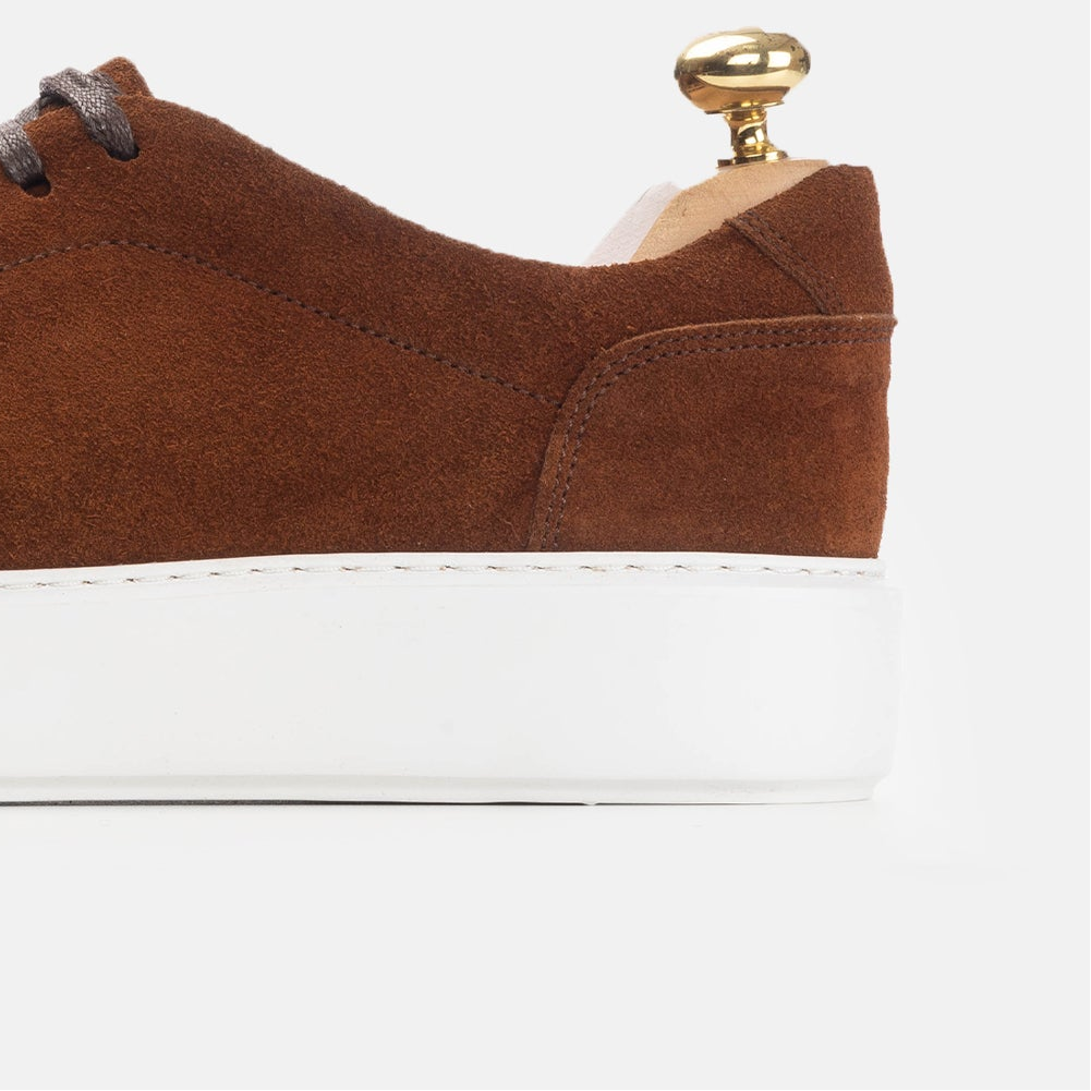Volzak 5177 camel suede sneaker