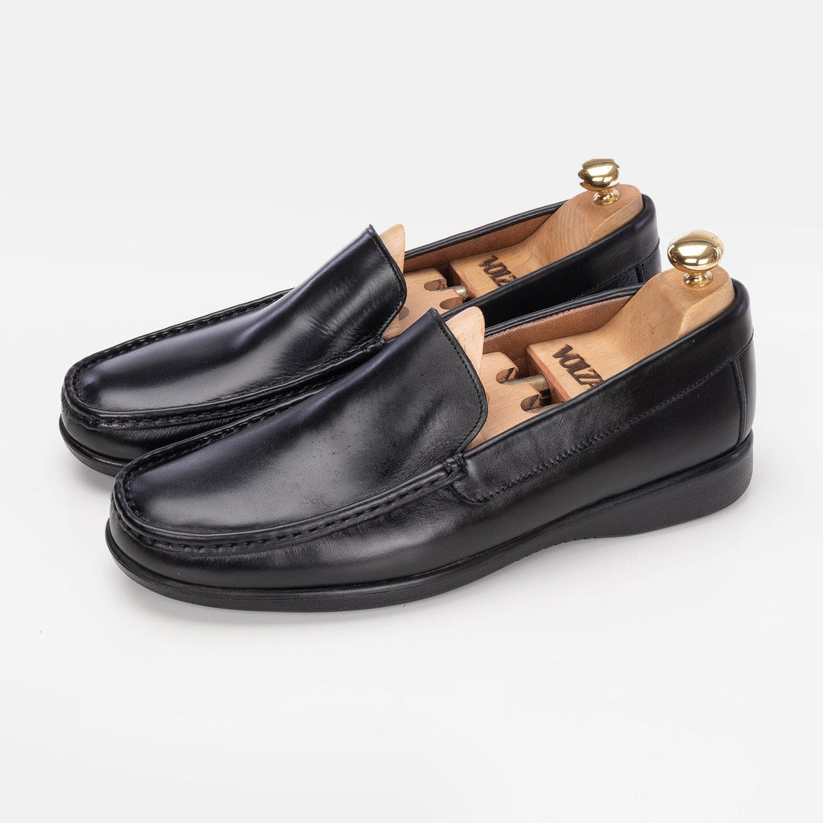 Volzak 5200 Black Leather Moccasin