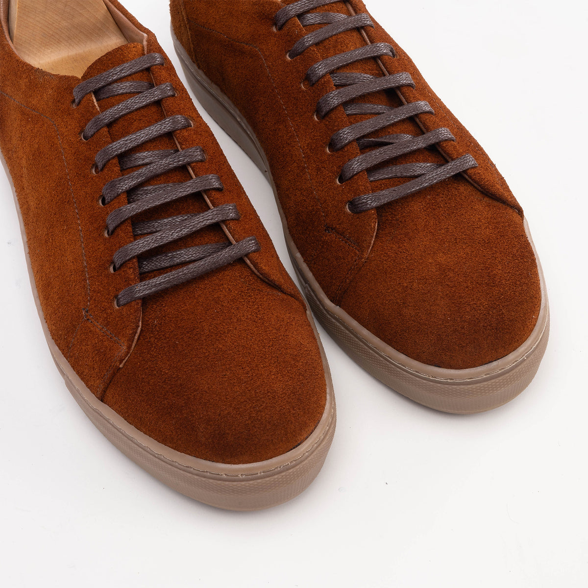 Volzak 5206 camel suede sneaker