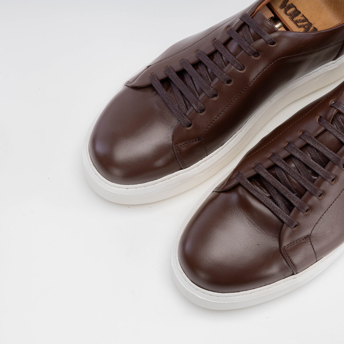 Volzak 5214 brown leather sneakers