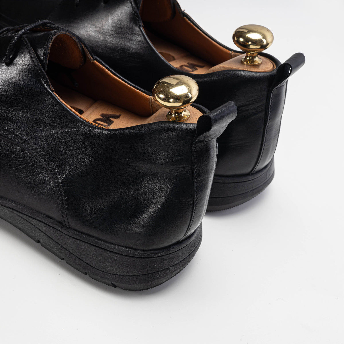 Volzak 2036 Black Leather Shoe