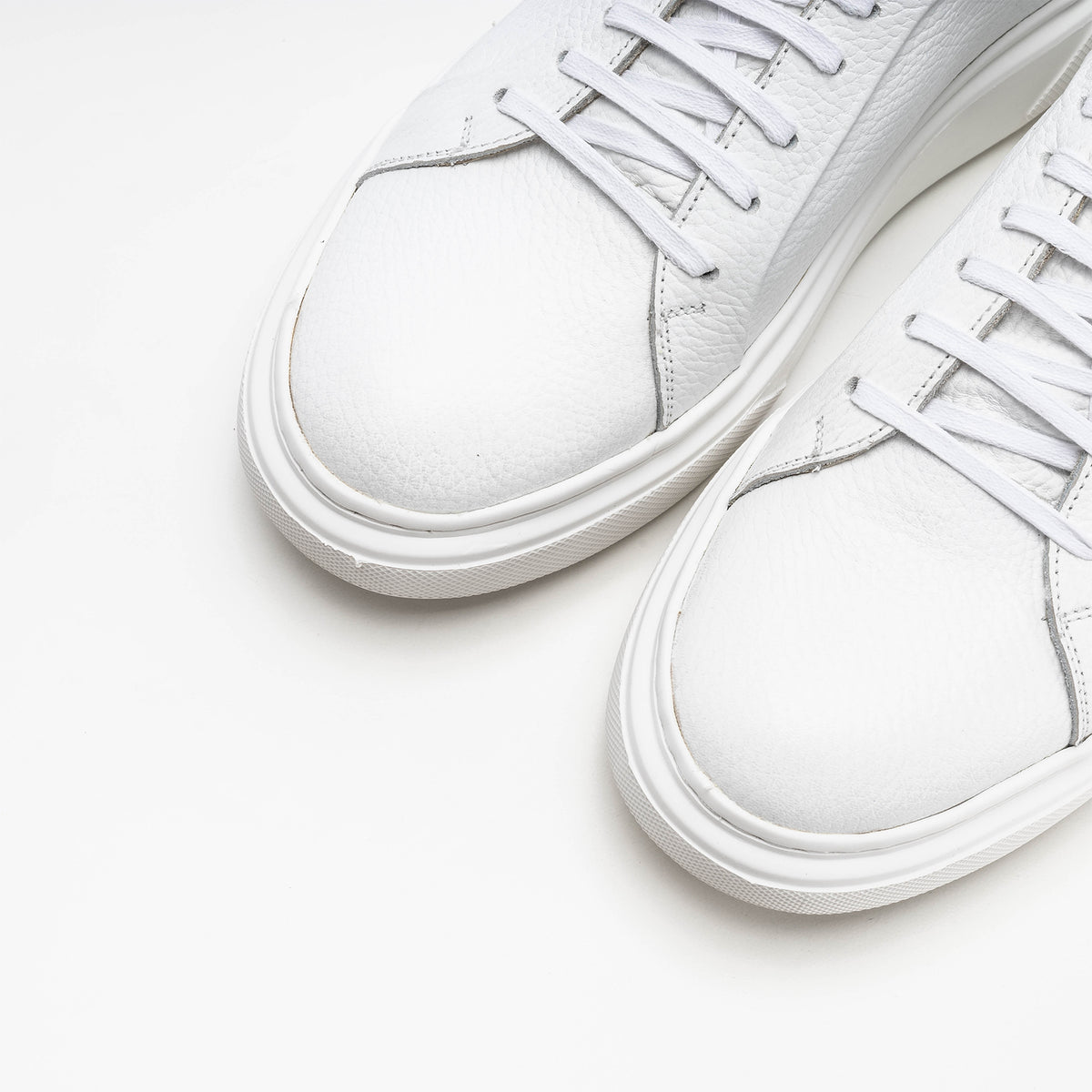 Volzak 400 Leather Sneakers White