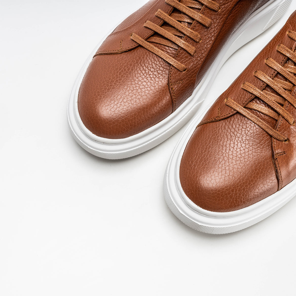 Volzak 400 Camel leather sneaker