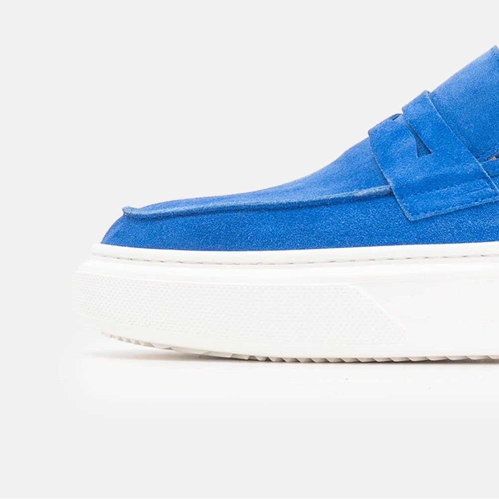 Volzak 300 Suede Sneakers Sky Blue