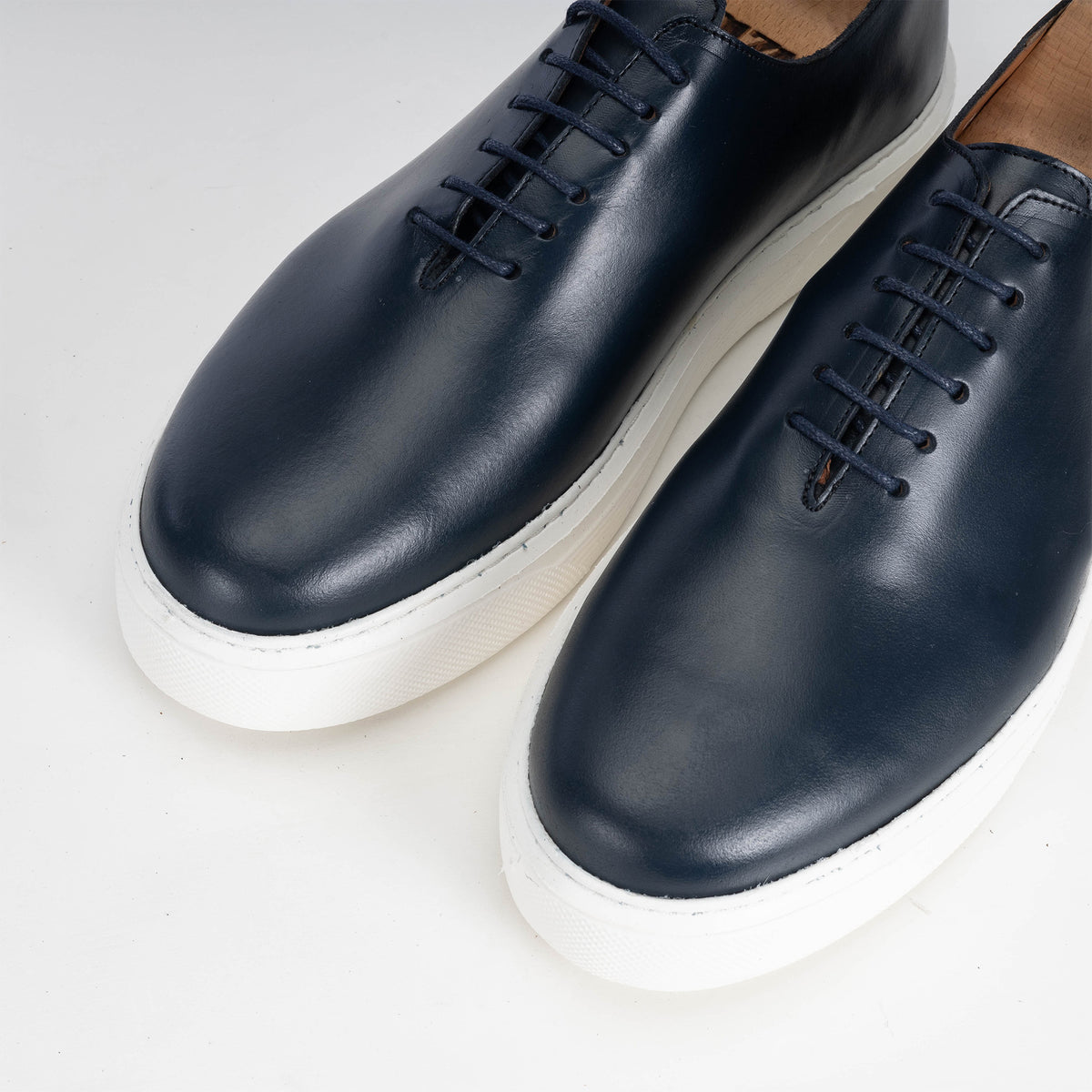 Volzak 5233 Blue leather sneaker